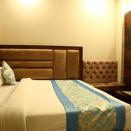 Hotel Kush Ganga - 50 Meter From Har Ki Pauri, Haridwār Екстериор снимка