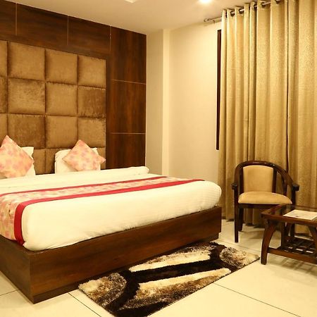 Hotel Kush Ganga - 50 Meter From Har Ki Pauri, Haridwār Екстериор снимка