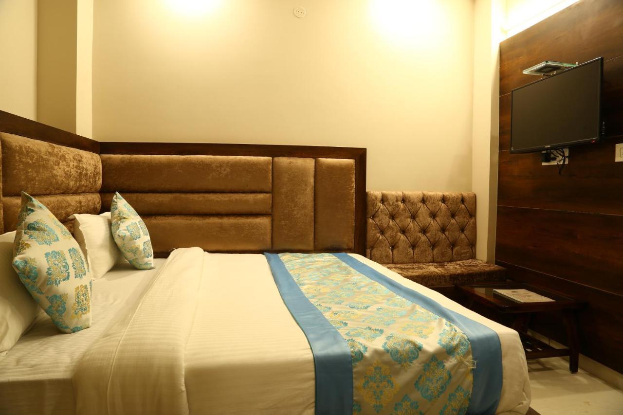 Hotel Kush Ganga - 50 Meter From Har Ki Pauri, Haridwār Екстериор снимка