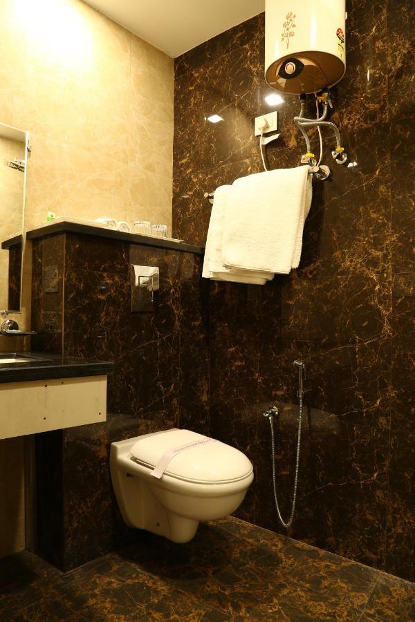 Hotel Kush Ganga - 50 Meter From Har Ki Pauri, Haridwār Екстериор снимка