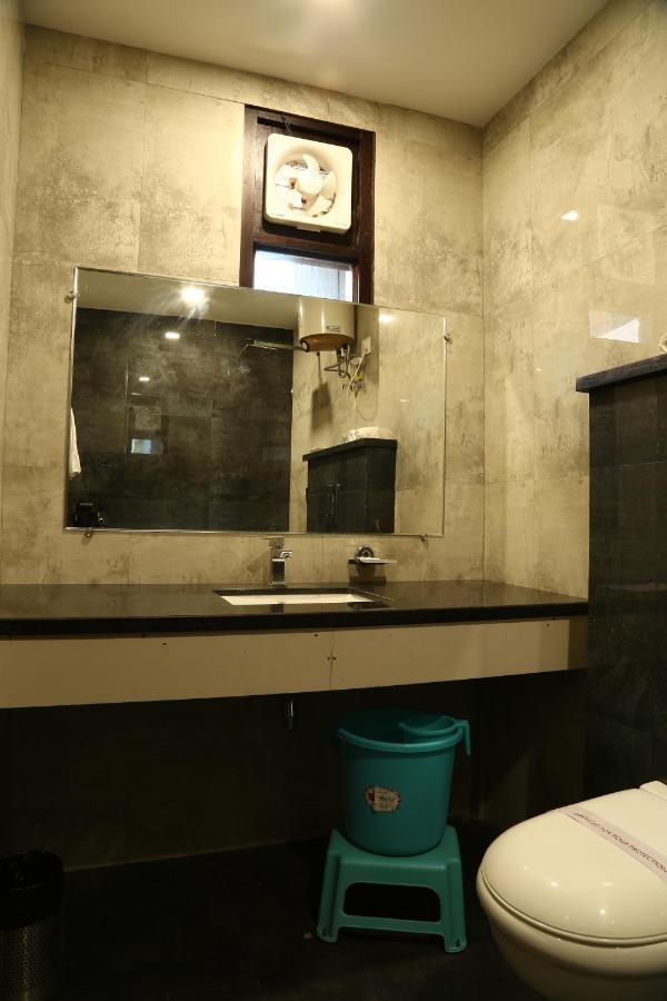 Hotel Kush Ganga - 50 Meter From Har Ki Pauri, Haridwār Екстериор снимка